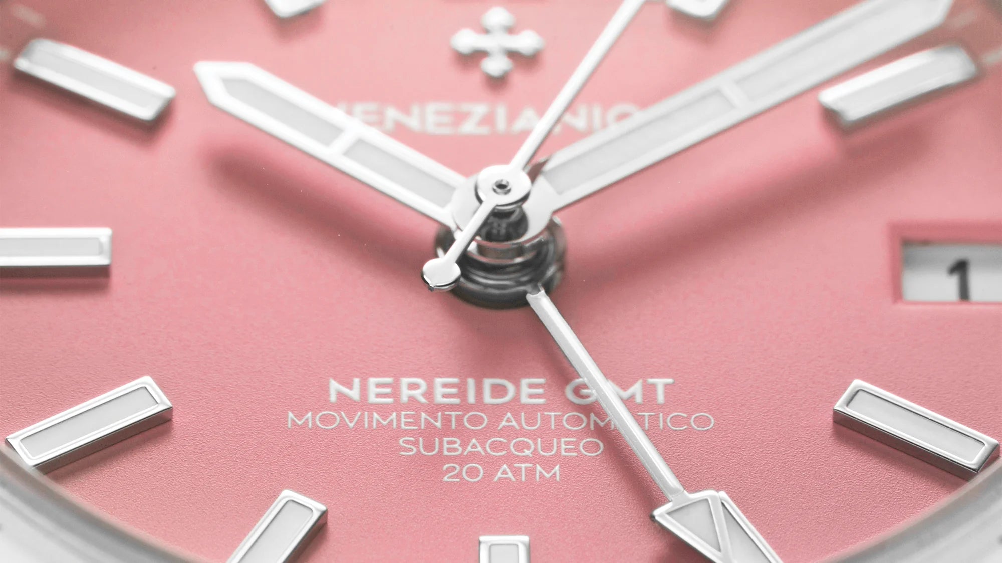 dettaglio quadrante venezianico nereide gmt rosa