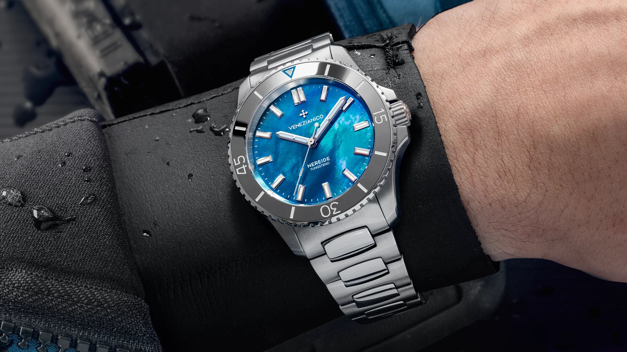 venezianico nereide madreperla quadrante blu indossato