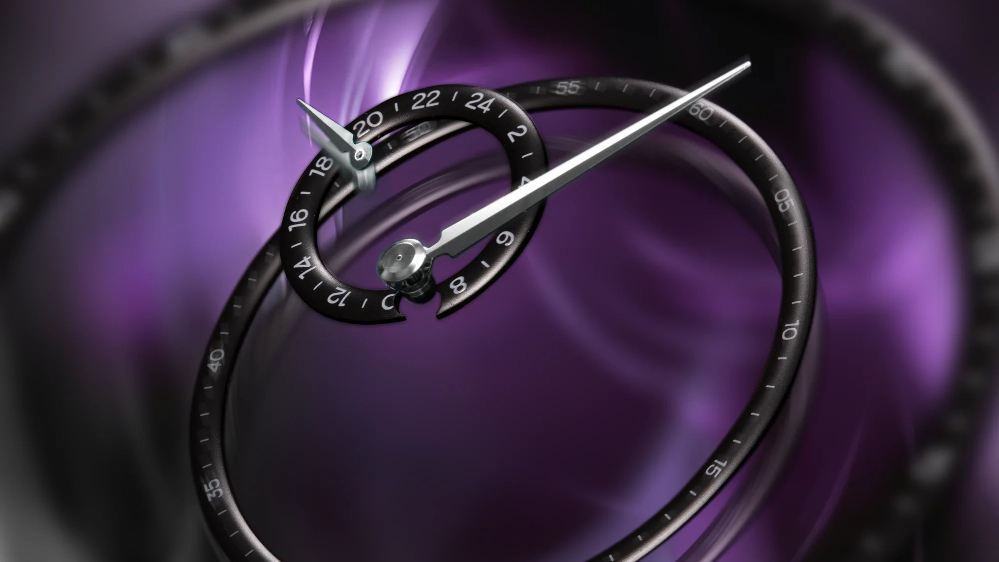 dettaglio quadrante redentore enigma minuti e secondi sfoppiati