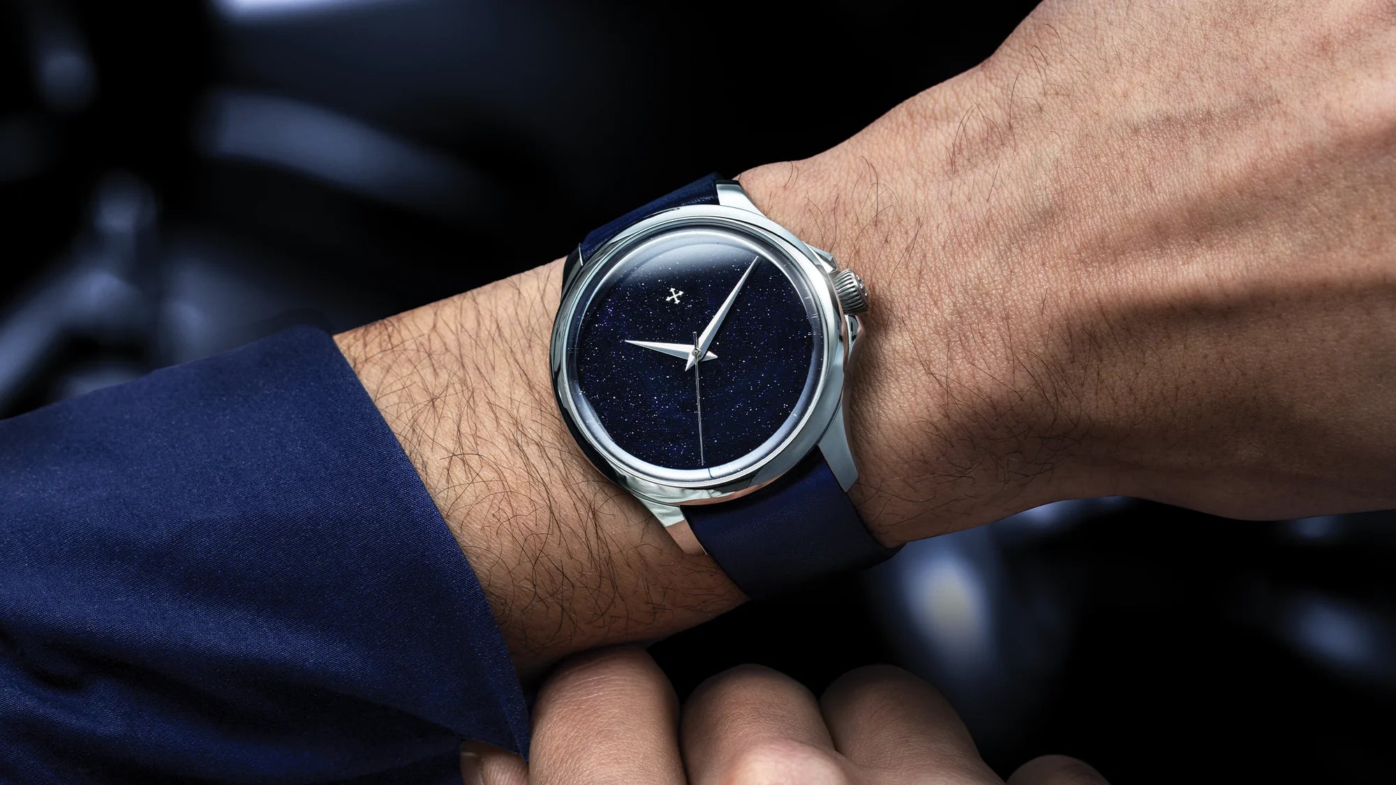 redentore avventurina indossato