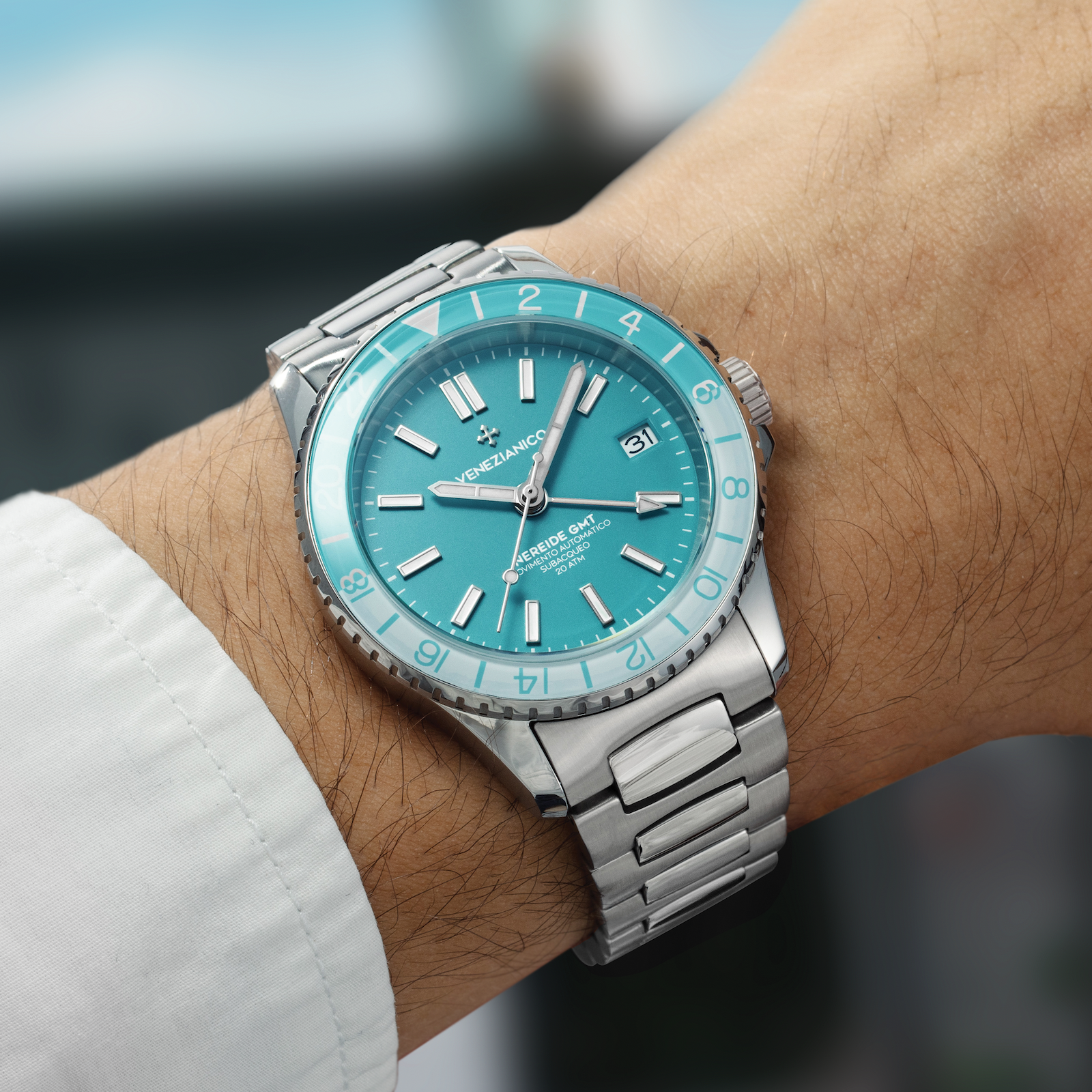 NEREIDE GMT azzurro cielo indossato - 3521505C