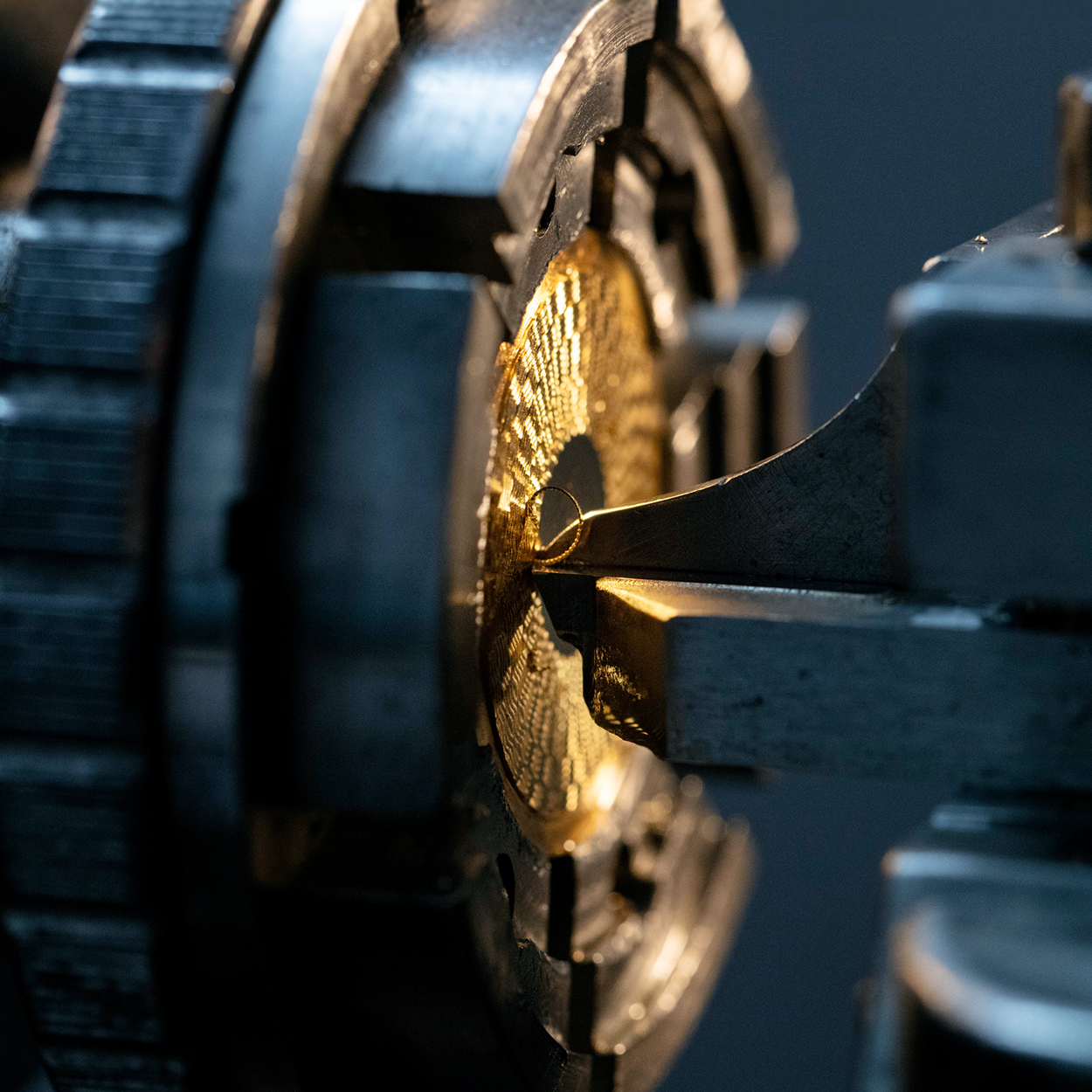 quadrante guilloche realizzato artigianalmente dal maestro renzetti