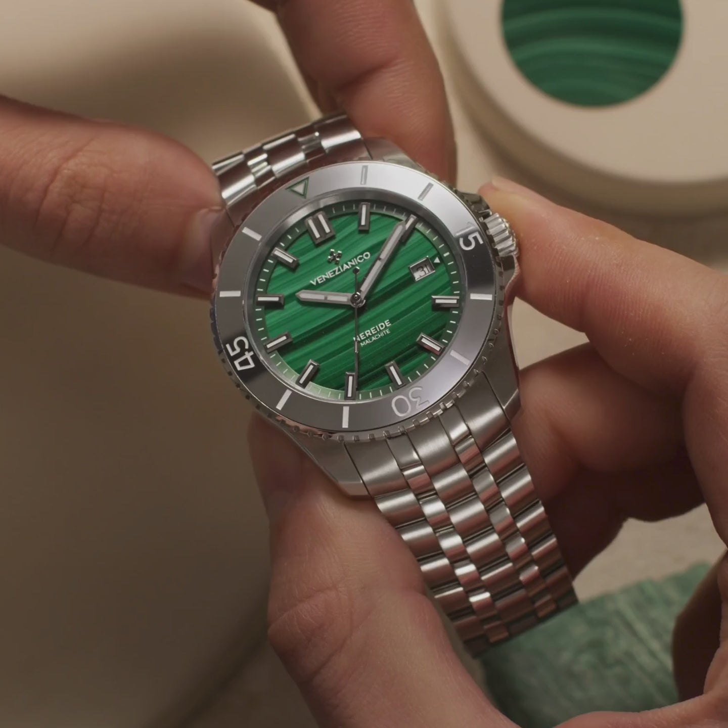 NEREIDE MALACHITE video presentazione- 4521544S
