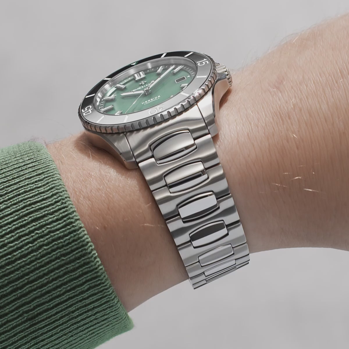 dettaglio presentazione venezianico nereide 42 madreperla bracciale canova